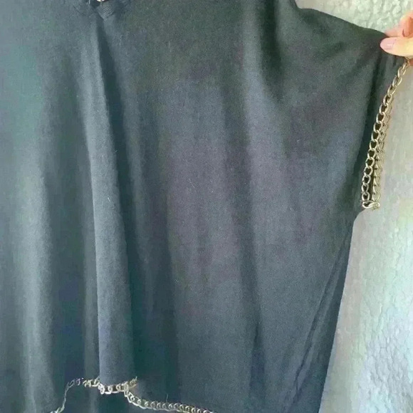 French Connection | Black  oversized knit chain top size small - Picture 2 of 3